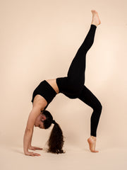 Freja yoga top, black - flowcopenhagen.com